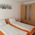 Apartment Haus Artemis Saas-Grund